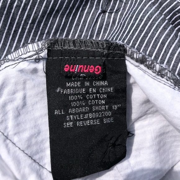 Volcom Striped Shorts - Picture 6 of 8